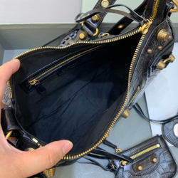 Balenciaga Le Cagole 33 cm