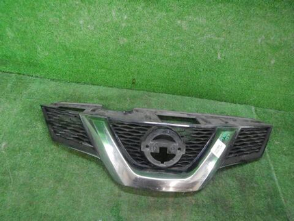 Решетка радиатора Nissan X-Trail T32 (2013-2019)