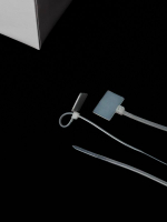 Хомут кабельный ХП1 2.5х110 нейл. бел. с таб. 20х13 (уп.100шт) IEK UHH61-3-110-100