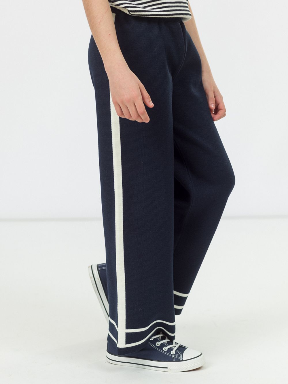 Брюки для девочки синий АТ570-1