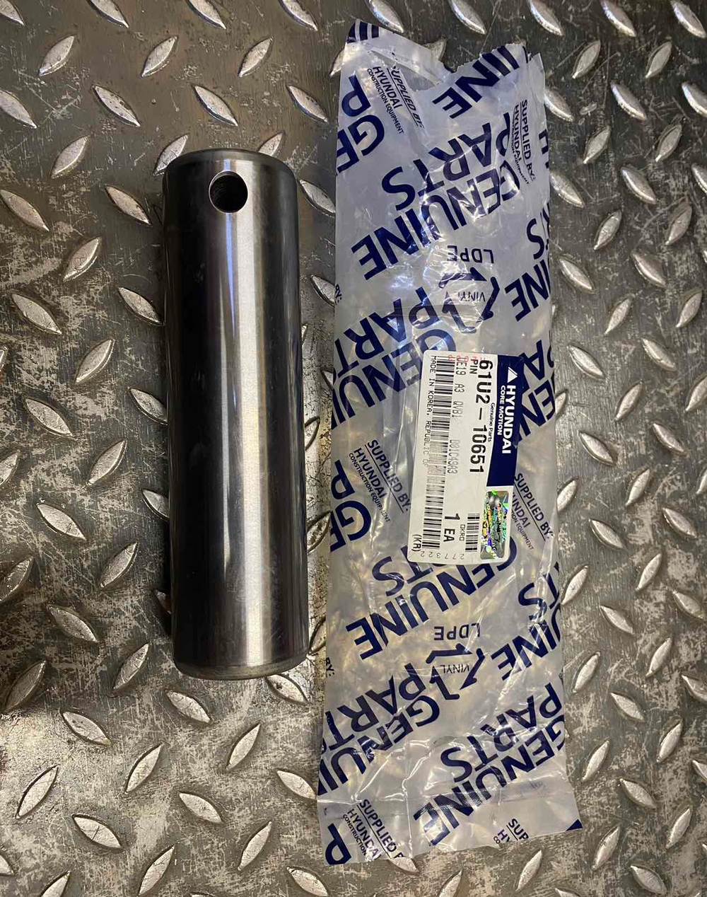 Палец 61U2-10651