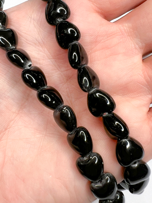 Керамические бусины Сердце, 10/13/15 мм, на нитке 32 см