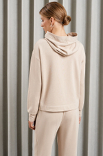 22945 Джемпер женский (бежевый)