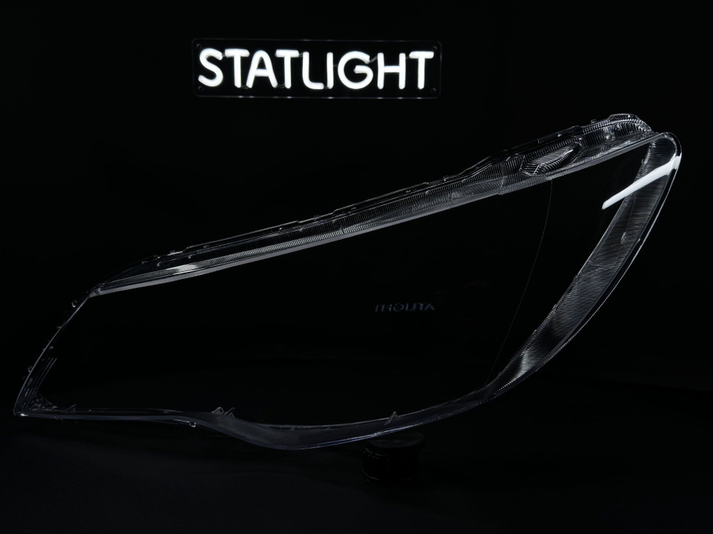 Левое стекло фары Honda Civic 8 4D 2005-2012