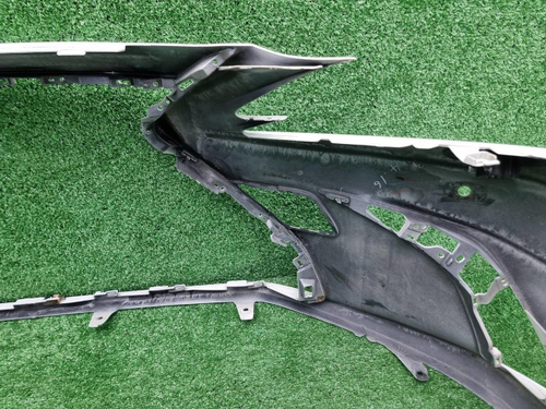 Бампер передний Lexus ES 7 (2018-2021)