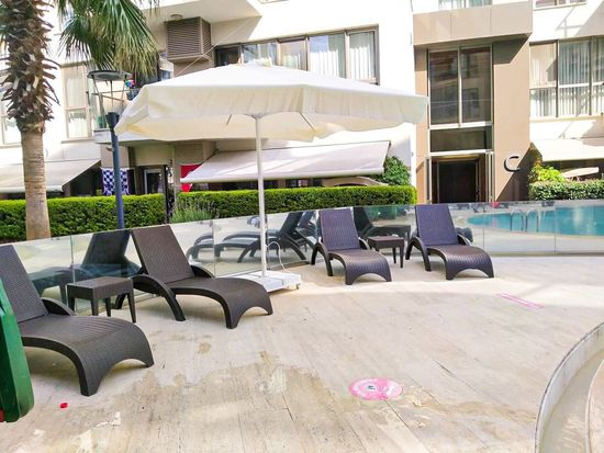 Шезлонг пластиковый GS 1009 (Fiji) коричневый Турция