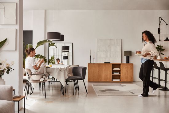 Ciselia Стул из темно-серой синели и черной стали Испания La Forma