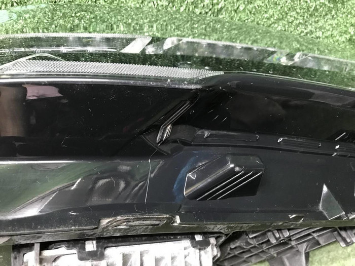 Фара правая Geely Monjaro (2021-н.в.) LED