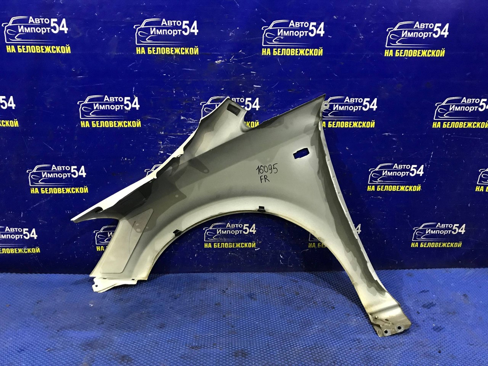 Крыло переднее правое NISSAN PRESAGE 2003-2006