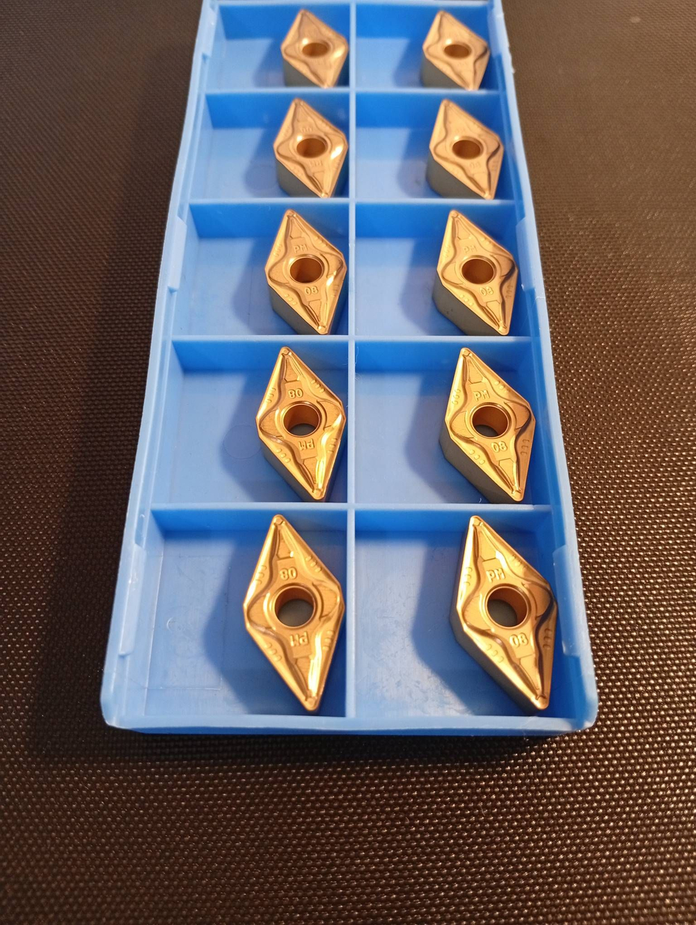 Пластина токарная DNMG150608-PM