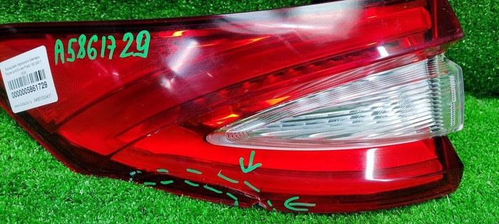 Фонарь левый внешний Maserati Levante (2016-2020)