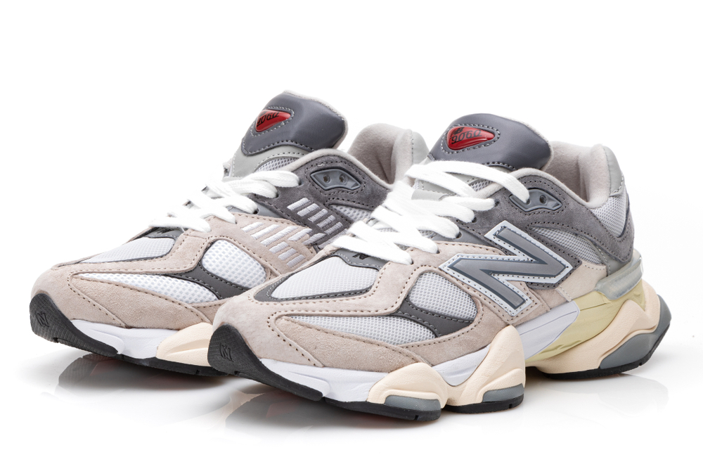 New Balance 9060 (Grey/Beige)