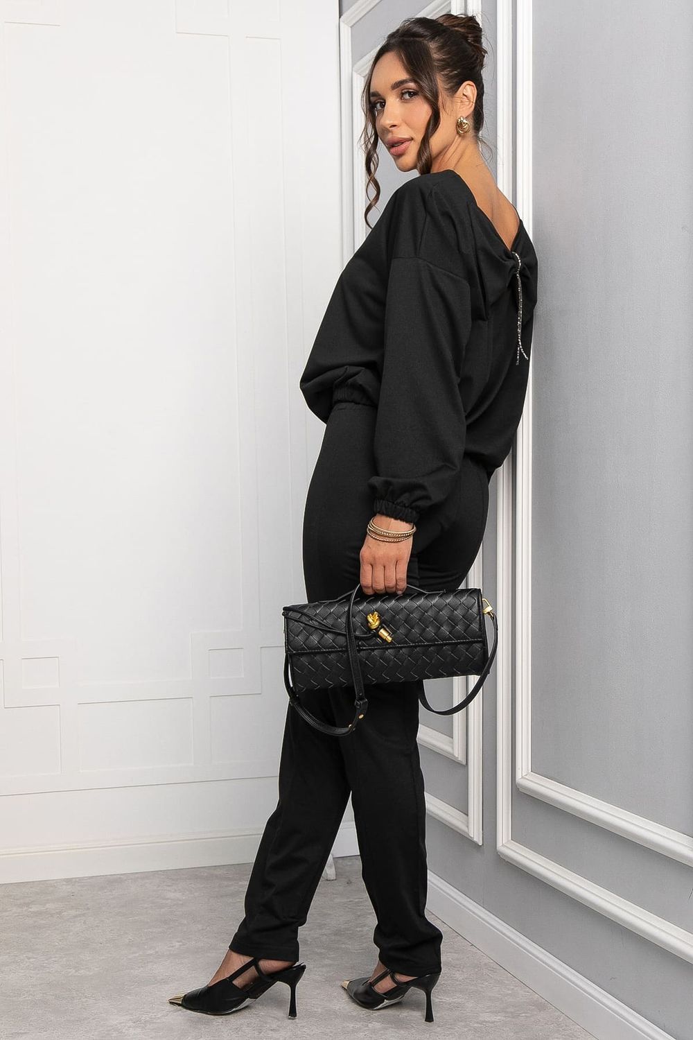 Костюм Она (черный) К13990-15М LT Collection