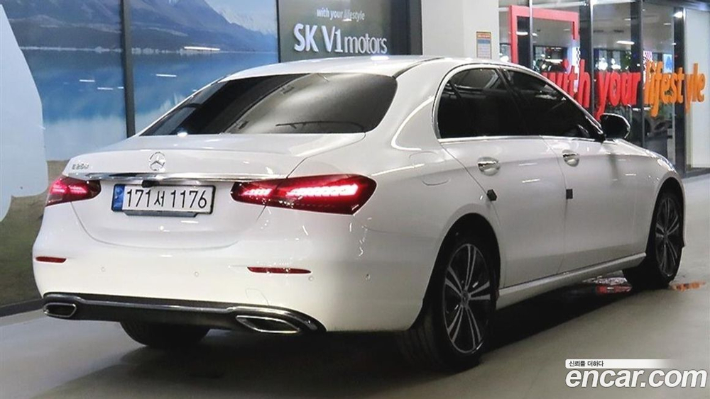 Mercedes-Benz E-Class W213 E250 Avangarde (08.2021)