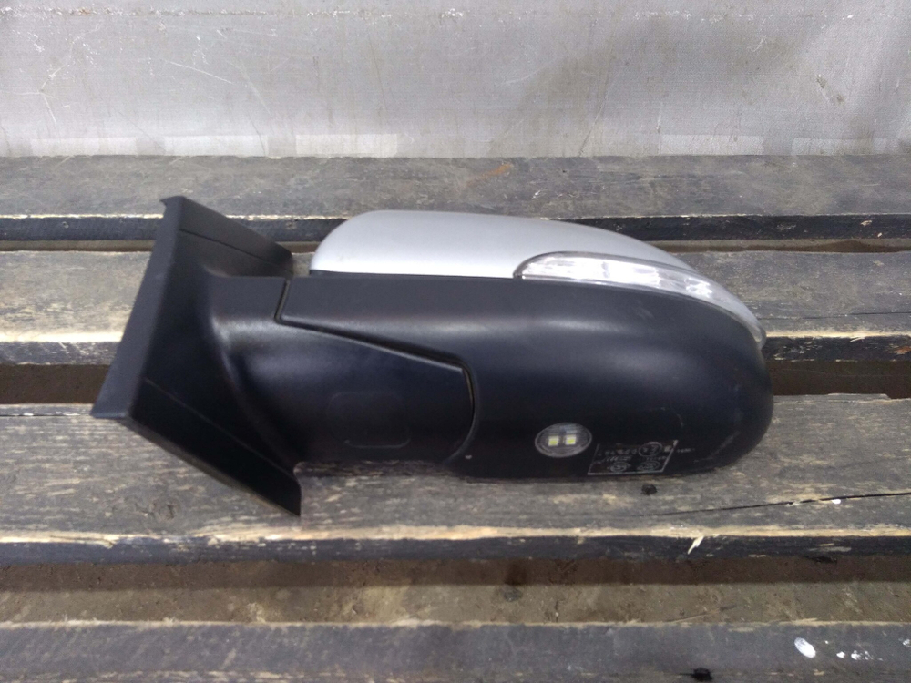 Зеркало левое SsangYong Actyon 2  Б/У Оригинал 7895034020ACQ