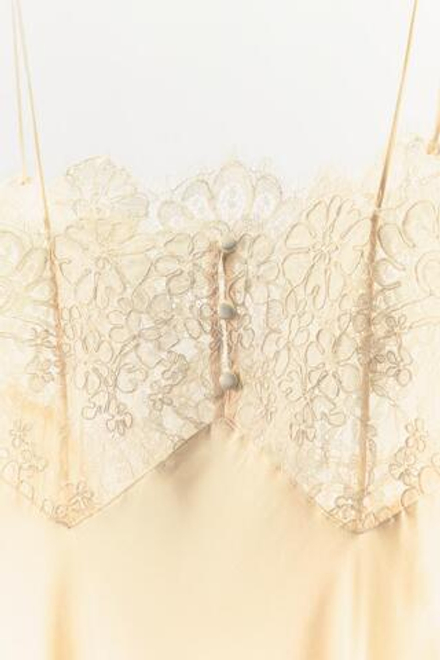 ZARA АТЛАСНОЕ ПЛАТЬЕ-КОМБИНАЦИЯ С КРУЖЕВОМ, ЭКРЮ