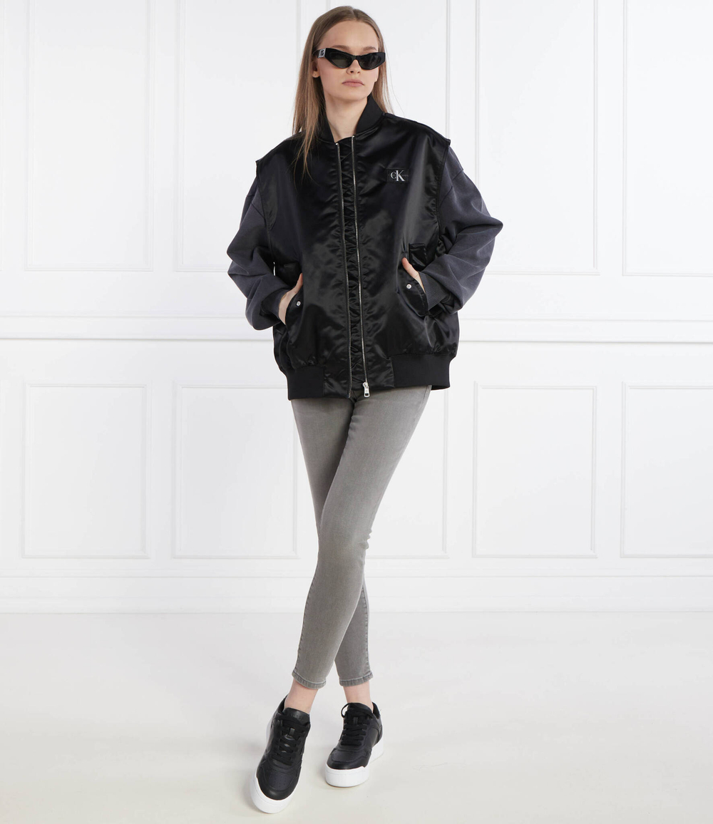 Сатиновая безрукавка CALVIN KLEIN JEANS - черный(J20J223039)