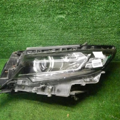 Фара левая Toyota Land Cruiser Prado 150 (2017-н.в.) LED
