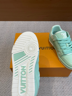 Louis Vuitton Trainer Sneaker