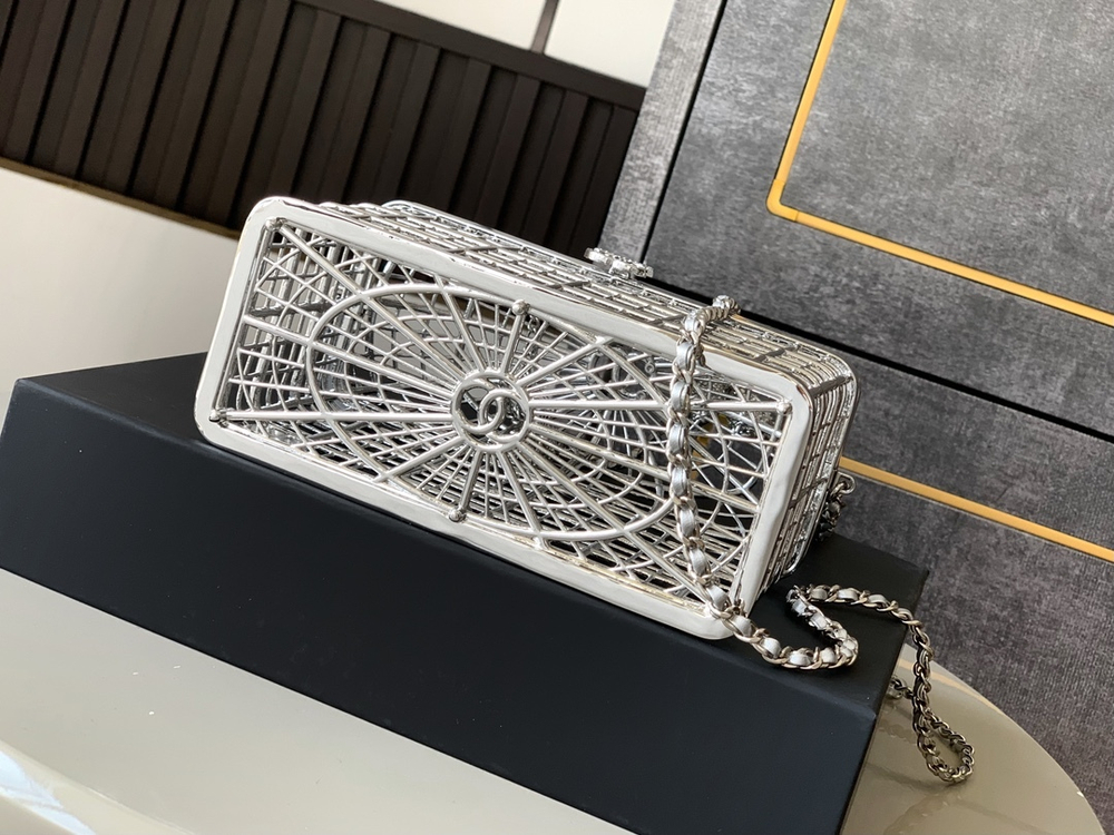 Chanel Bag 16 cm