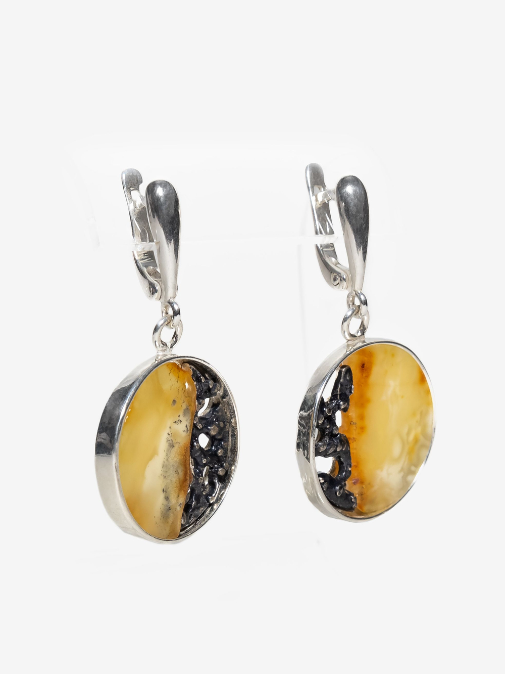 Уникальные серебряные серьги с цельным пейзажным янтарем, серебро 925 пробы