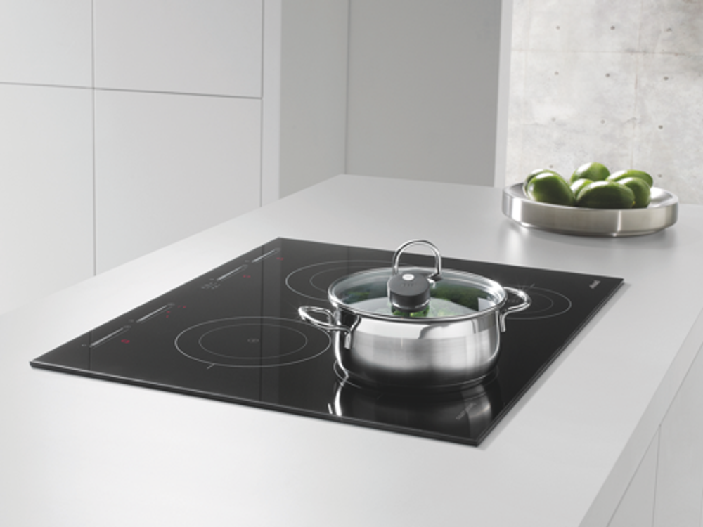 Независимая индукционная варочная панель Gorenje Plus GIT68B