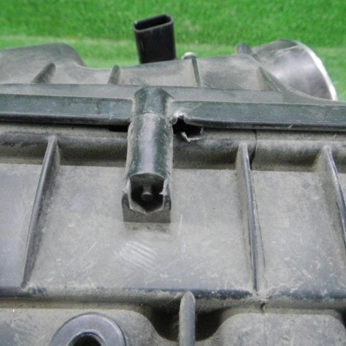 Корпус воздушного фильтра RR Vogue 4 L405 (12-22)