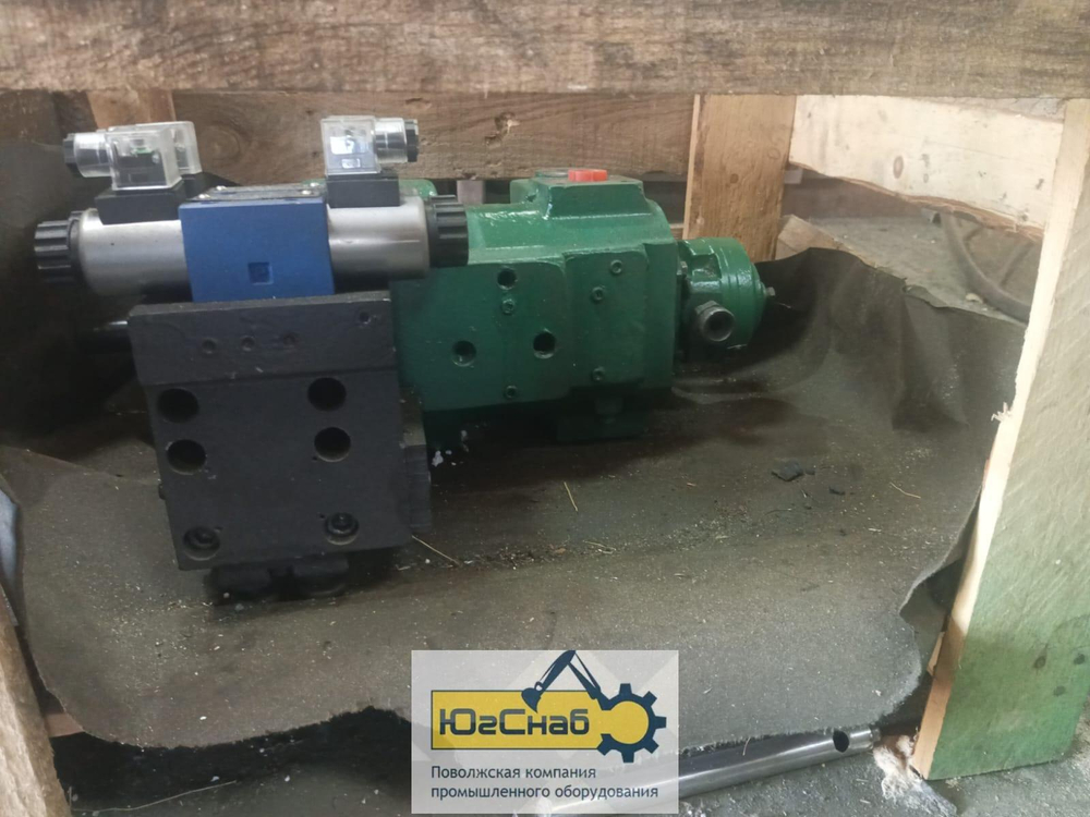 Насос аксиально-поршневой регулируемый НАР74М-224/32