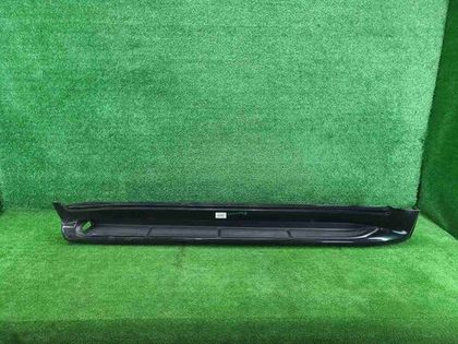Накладка порога правая Land Cruiser 200 (15-21)