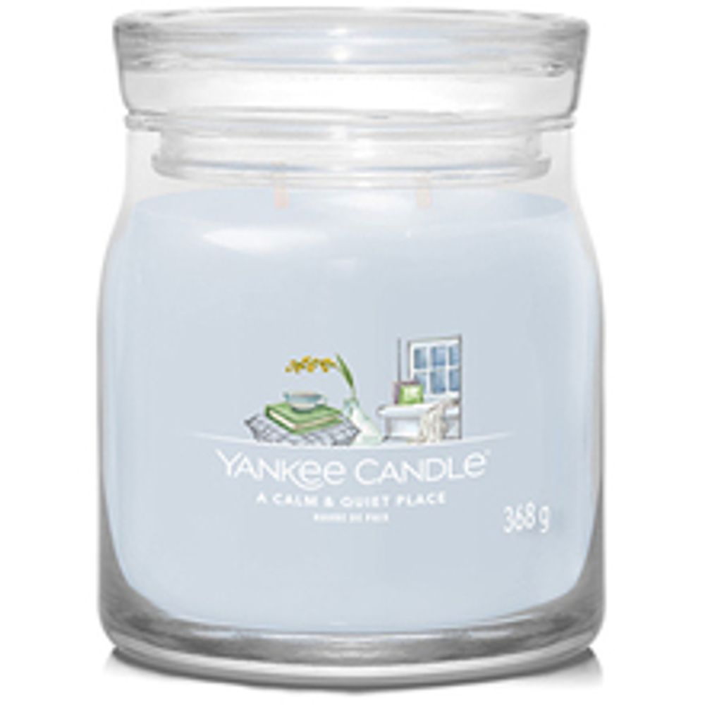Yankee Candle A Calm & Quiet Place Signature Candle 368.0g Yankee Candle A Calm & Quiet Place Signature Candle 368.0g