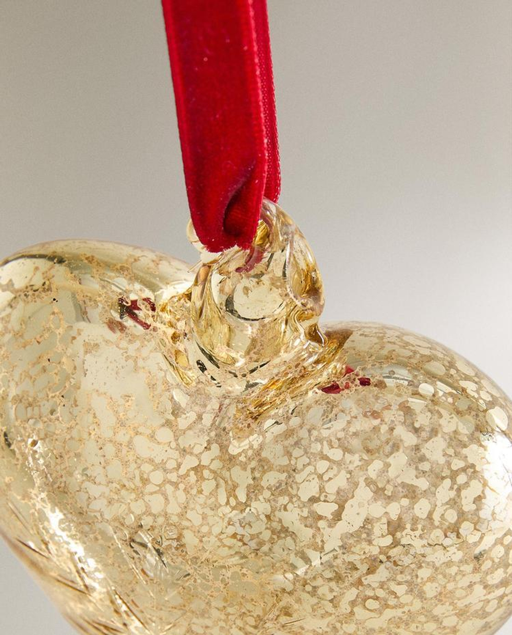 ZARA HOME ЕЛОЧНОЕ УКРАШЕНИЕ «СЕРДЕЧКО» С ЭФФЕКТОМ КРАКЛЕ, ЗОЛОТИСТЫЙ