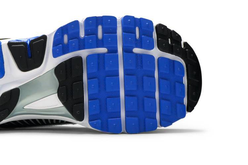 Кроссовки Nike Air Zoom Vomero 5
