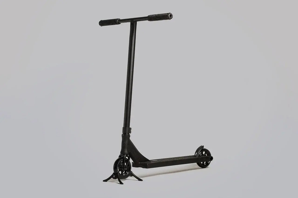 Трюковой самокат Ethic Complete Scooter Pandora ''L'' , Черный