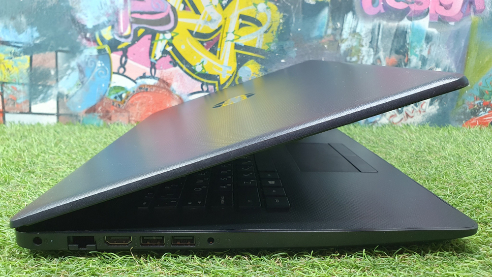 Ноутбук 17" HP i3-11/4 Gb/SSD 256 Gb/ 17-by4008ur [2x1z2ea]/Windows 10