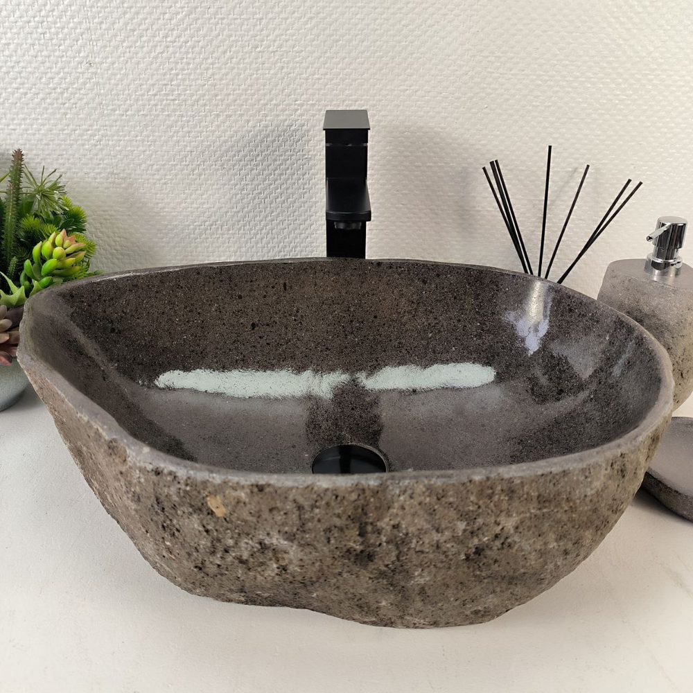 Раковина из речного камня RS-65213 57*38*15 0862
