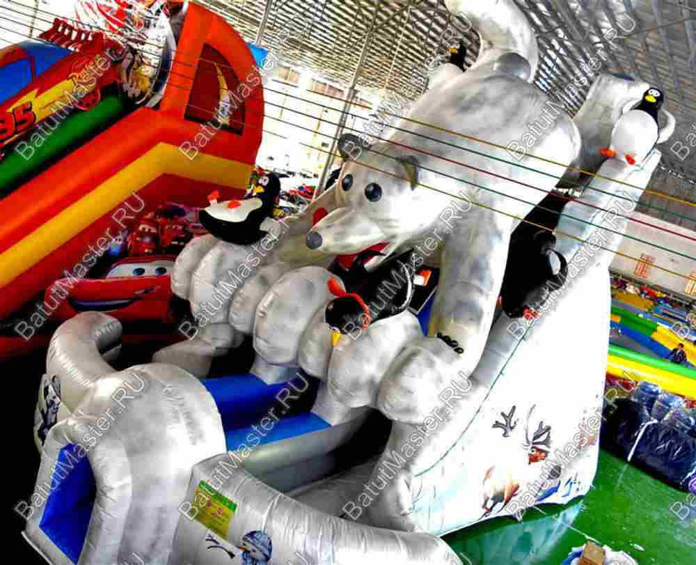 Большой надувной батут-горка "Мишка на севере"
