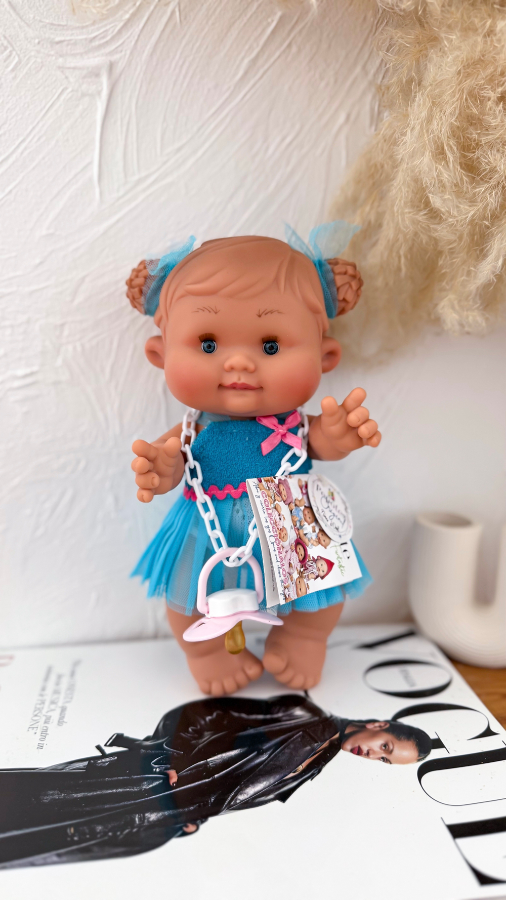 Ванильный пупс без волос с закрывающимися глазками