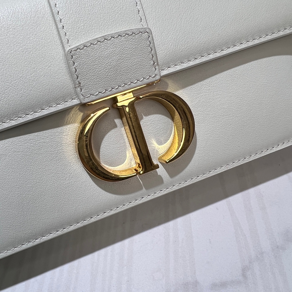 Christian Dior 30 Montaigne East-West Bag with Chain