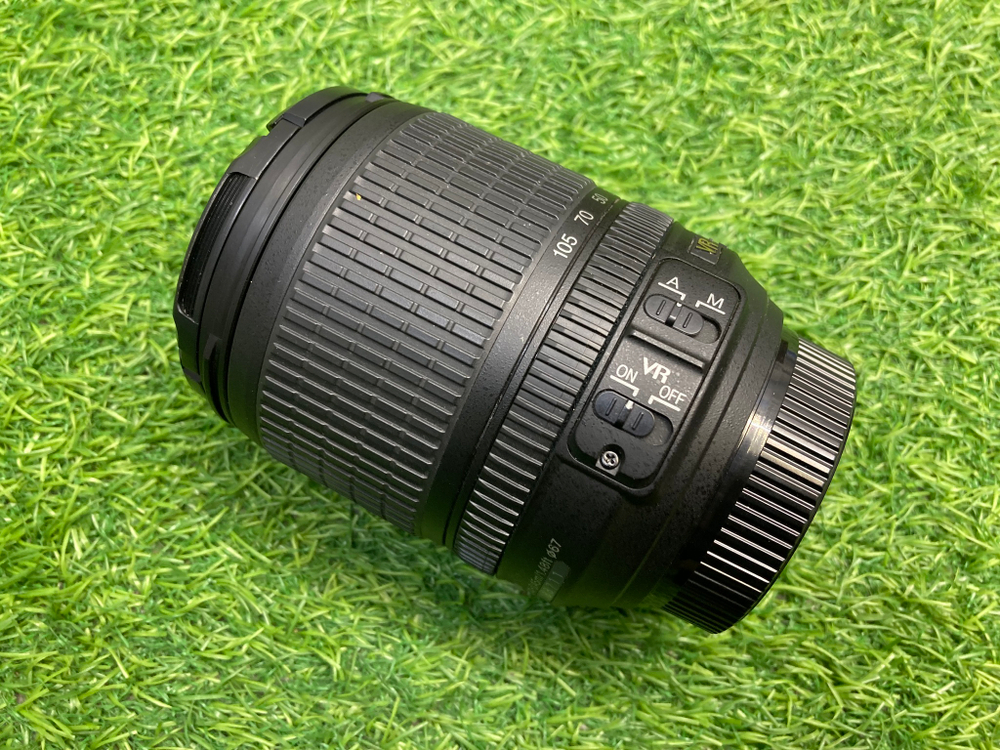 Nikon 18-105mm 3.5-5.6G AF-S ED DX VR Nikkor