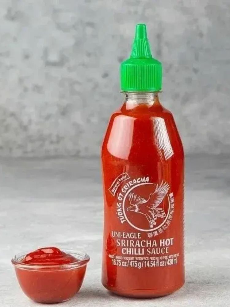 Соус Uni-Eagle Острый чили Sriracha, 475 г