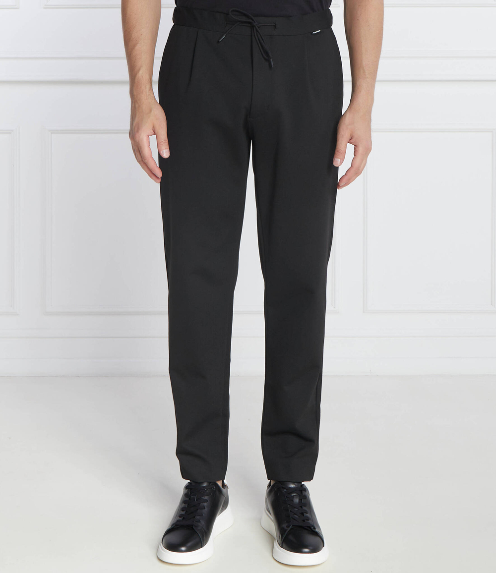 Спортивные штаны COMFORT KNIT PLEAT Calvin Klein - черный(K10K111792)