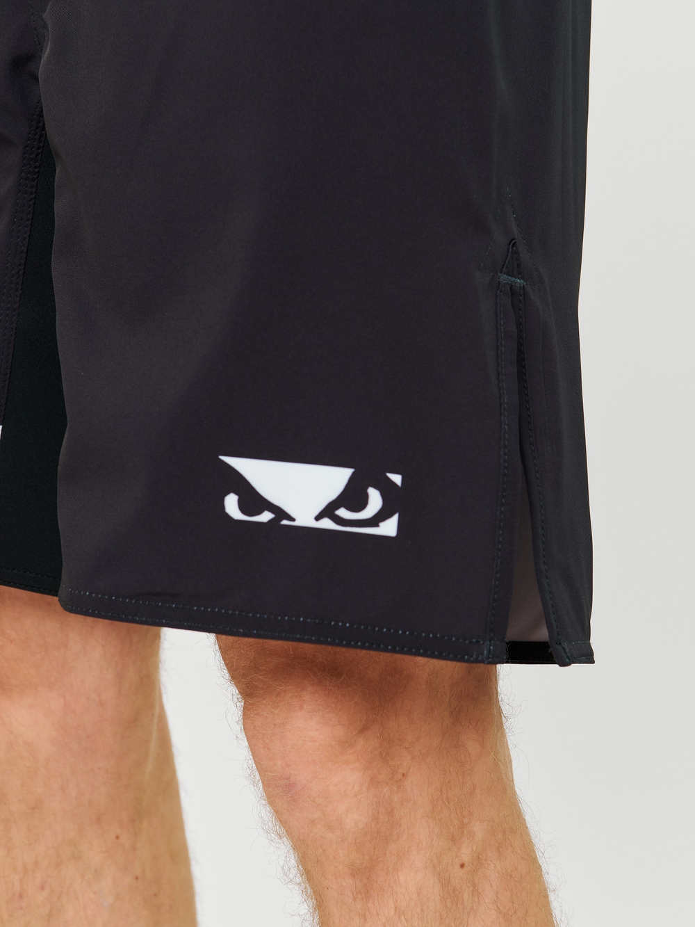 Шорты MMA Bad Boy Oss Grappling Shorts черный/белый