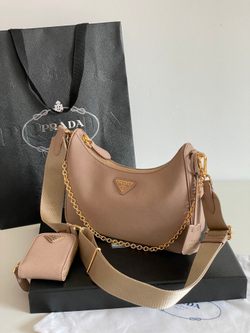 Prada Re-Edition 2005 Saffiano Bag