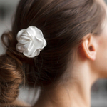 Брошь заколка 2в1 Цветок, белый