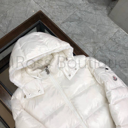 Белый пуховик Moncler Maya премиум класса