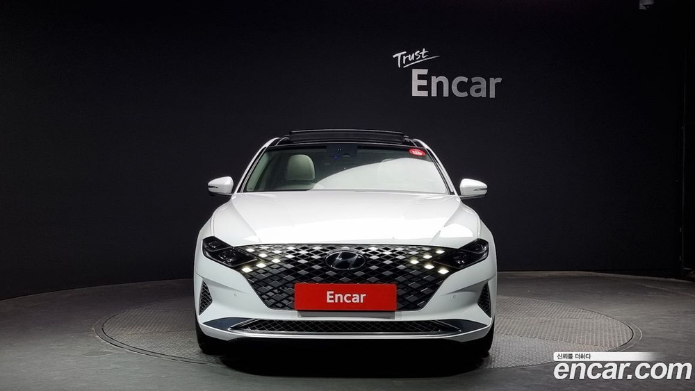 Hyundai The New Grandeur (Azera) IG Hybrid Calligraphy (08.2021)