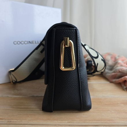 Сумка Coccinelle черная