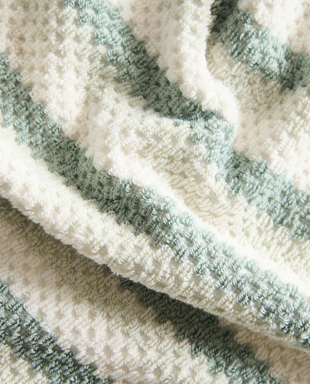 Zara Home - Жаккардовое банное полотенце с геометрическим рисунком, синий, 90х150 см