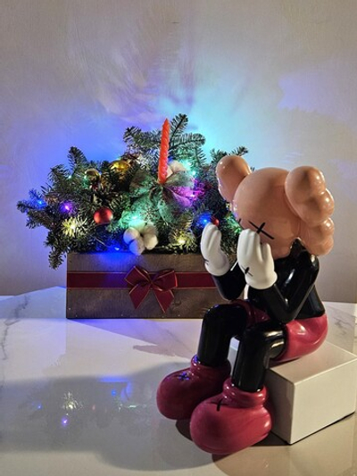 Фигурка Kaws Hypebeast