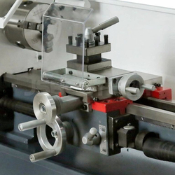 Настольный токарный станок Partner PT-210V